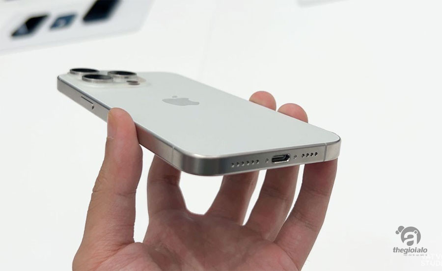 iPhone 15 Pro 512GB iPhone 15 Pro 512GB